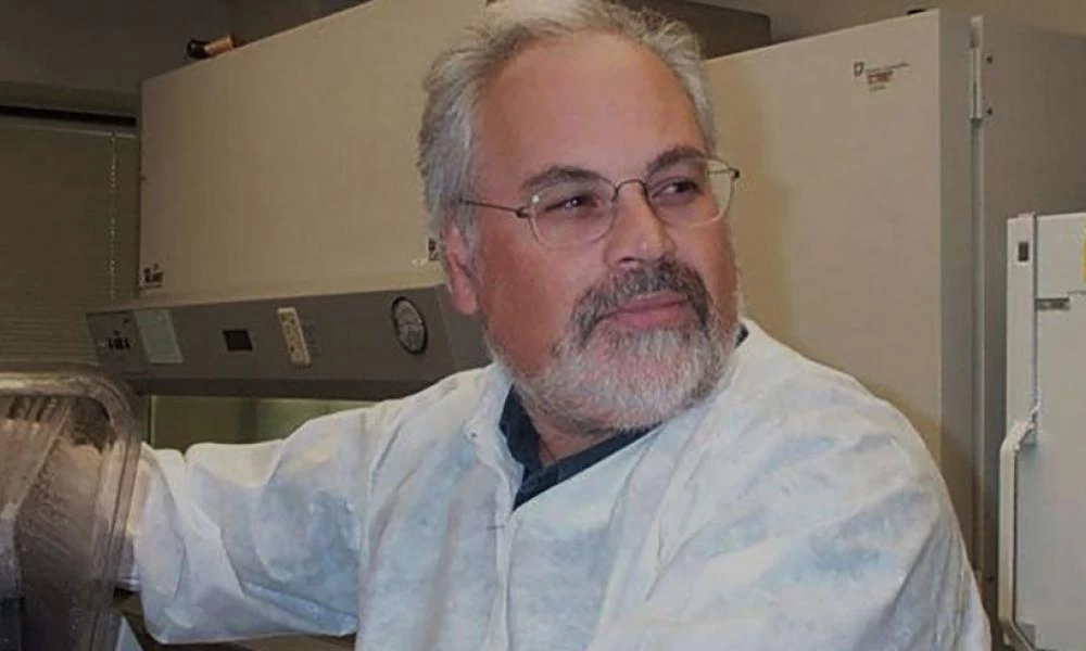 Παυλάκης: Τα εμβόλια mRNA είναι ασφαλή... «Δεν υπάρχει κανένας φόβος»